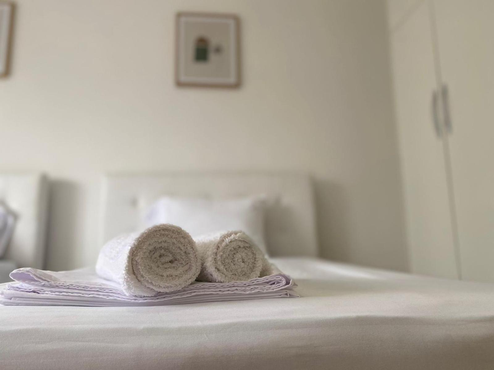Nicole Apartments Rental ドゥラス エクステリア 写真