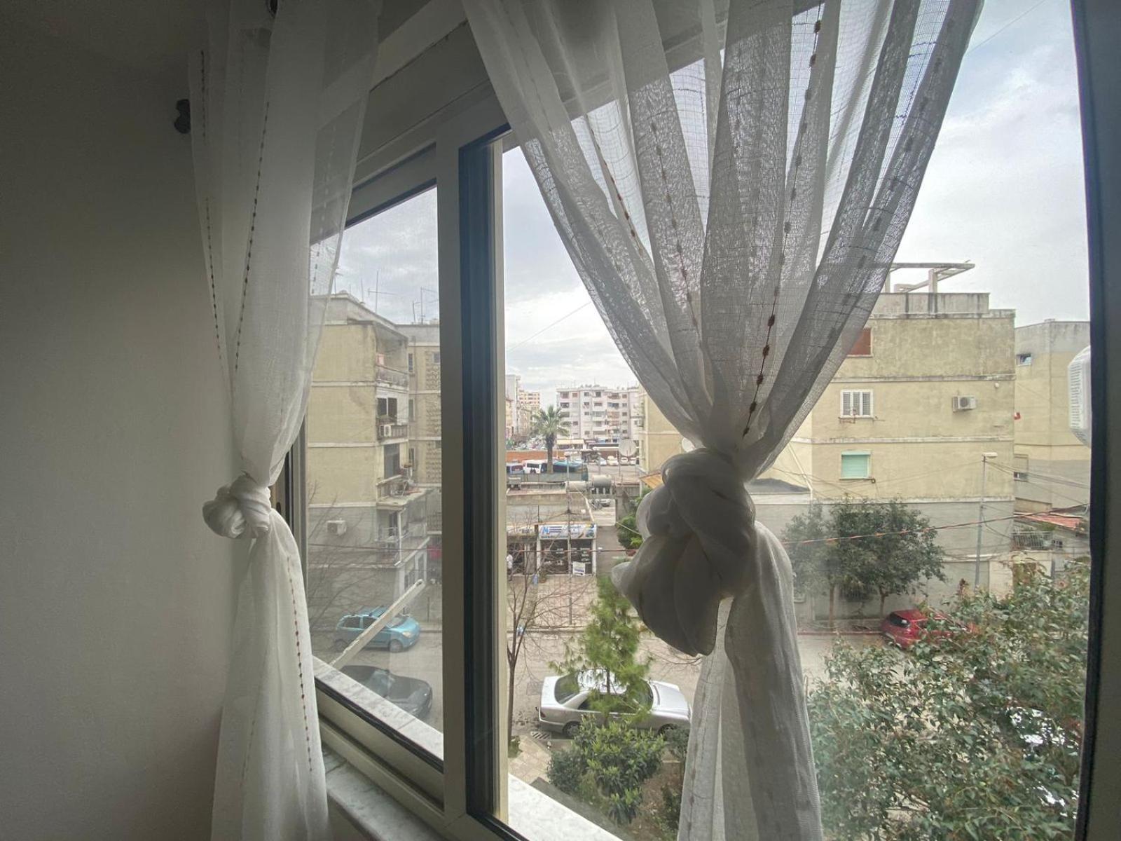 Nicole Apartments Rental ドゥラス エクステリア 写真